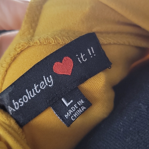 Absolutely love it yellow crop jacket L - Picture 6 of 6